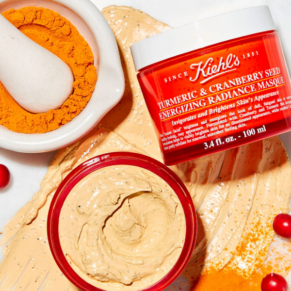 turmeric-cranberry-seed-energizing-radiance-masque-facial-mask-that-brightens-and-energizes-the-skin