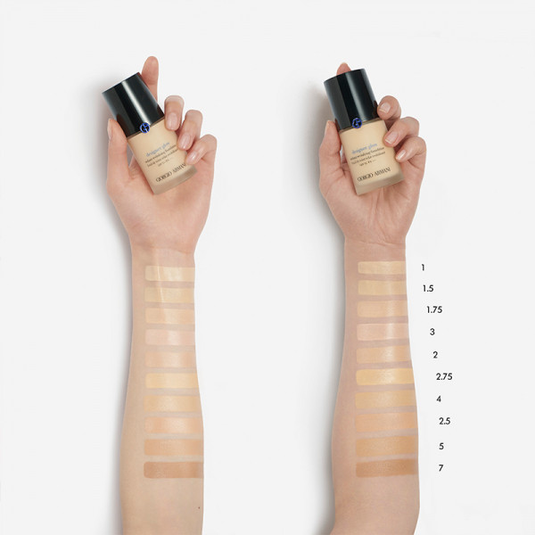 designer-glow-makeup-foundation-met-hyaluronzuur