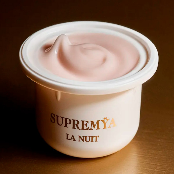 supremya-eye-cream-le-grand-soin-yeux-anti-age-crema-anti-occhiaie-e-borse-sotto-gli-occhi