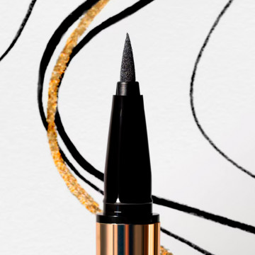 ligne-noir-eyeliner-eyeliner