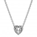 collar-de-corazon-en-relieve-398425c01