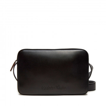 bolsa-crossbody-com-logotipo-de-camera-em-relevo