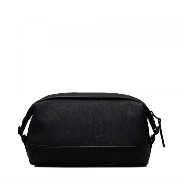 tech-sensual-makeup-bag