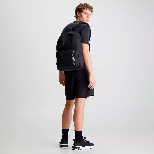 runder-rucksack