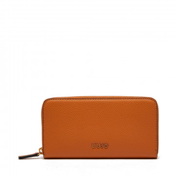 large-eco-sustainable-deer-wallet