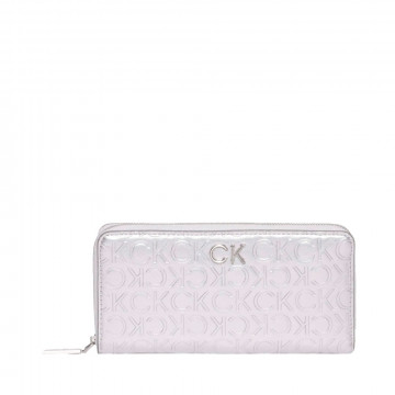 cartera-calvin-klein-con-monograma