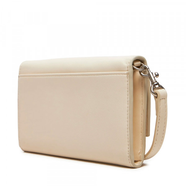 cartera-sculpted-long-fold-strap-deboss cartera-sculpted-long-fold-strap-deboss