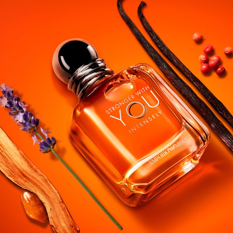 Emporio Armani Stronger With You Intensely Eau de Parfum – imagen 3