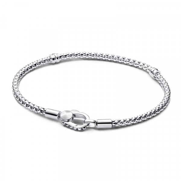 bracciale-pandora-moments-con-catena-e-chiusura-borchiata-593681c00