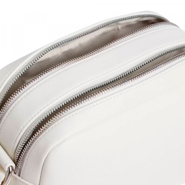 bandolera-over-webbing-camera