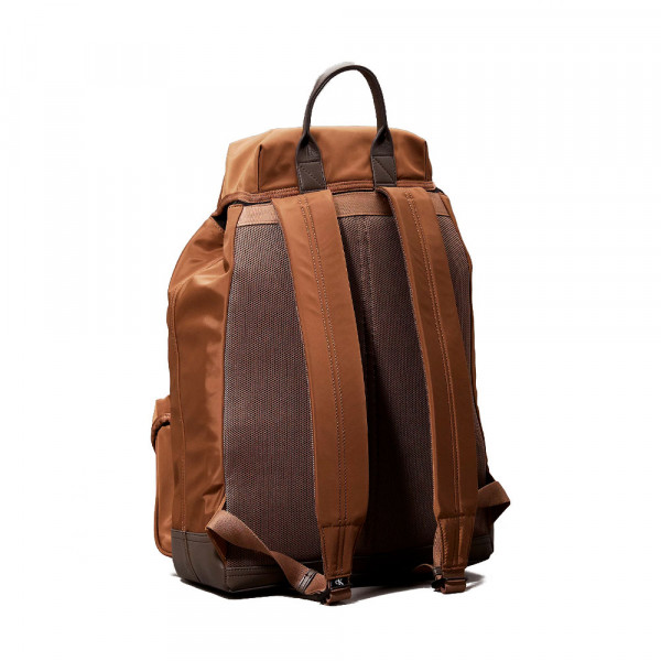 speed-clip-ut-flap-backpack