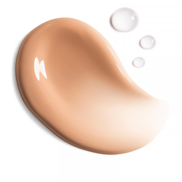 make-up-foundation-met-natuurlijke-afwerking-24-uur-48-uur-hydratatie