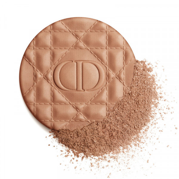 bronzing-powders-with-a-natural-or-matte-radiant-finish