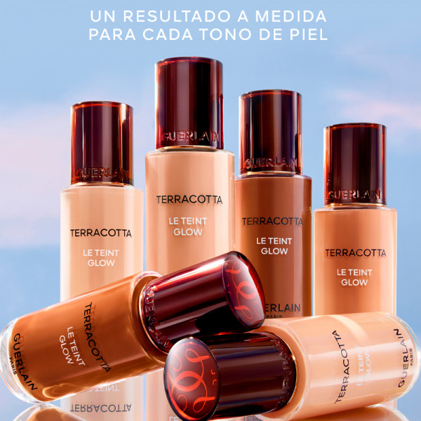 terracotta-le-teint-glow-fondo-de-maquillaje-luminosidad-natural-larga-duracion-sin-transferencia