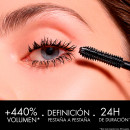 24-uurs-mascara-met-extreem-volume-effect