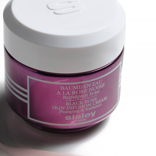 baume-en-eau-a-la-rose-noire