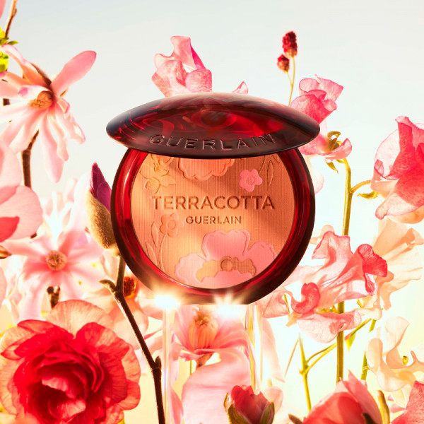 terracotta-flower-bloss-illuminating-powder-effect-natural-good-face