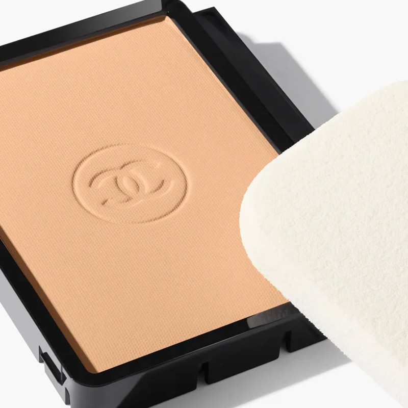 ultra-komfortables-langanhaltendes-kompakt-foundation-perfektes-finish