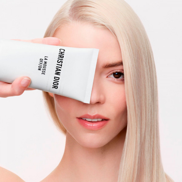 cleansing-purifying-and-moisturizing-foam