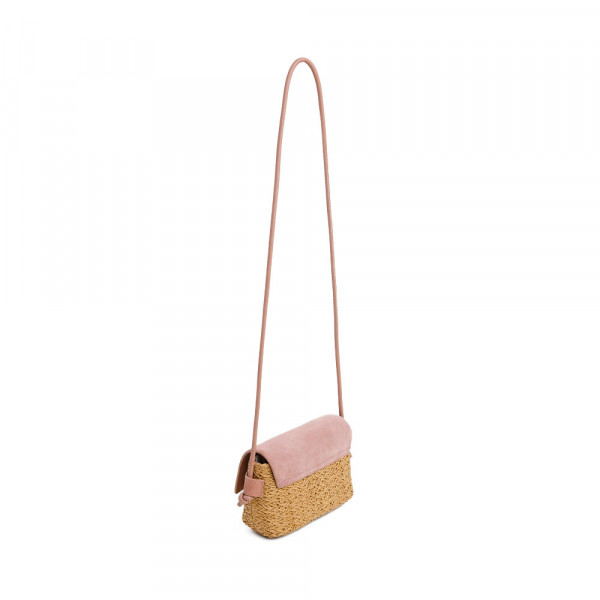 bandolera-con-logo-en-relieve