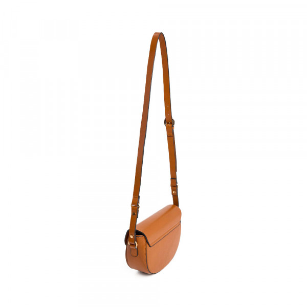 bolso-con-solapa-efecto-piel
