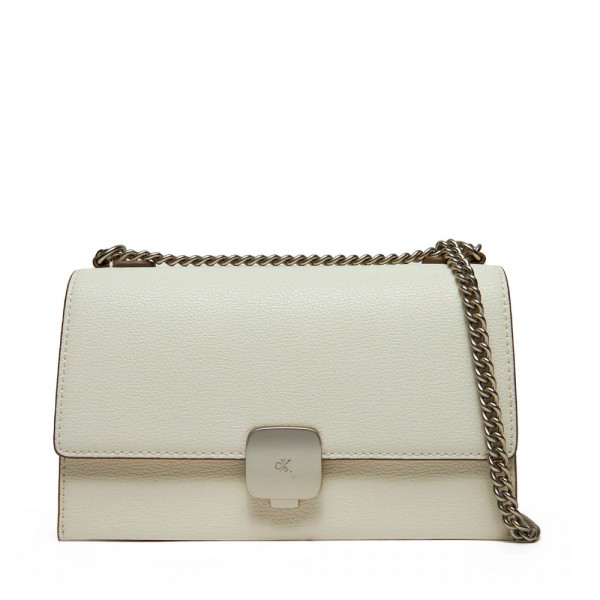 forged-chain-bag