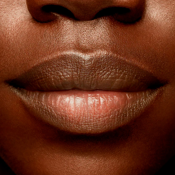 prep-prime-lip-moisturizing-prevents-lipstick-from-feathering-retexturizes