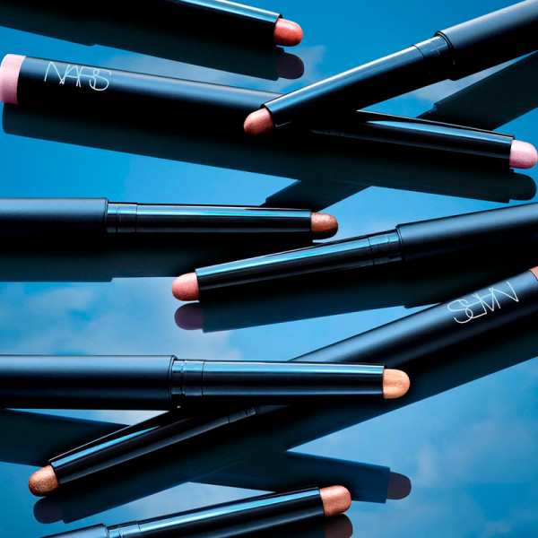 total-seduction-eyeshadow-stick-fard-a-paupieres-creme