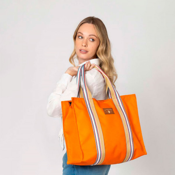 beu1p8633wzc301-pool-side-tall-bag