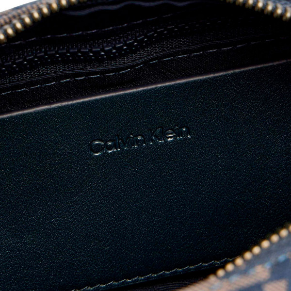 bolso-hobo-de-jacquard-con-logo