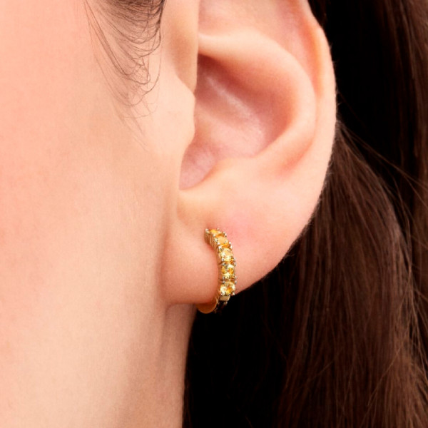 hug-earrings-263849c01