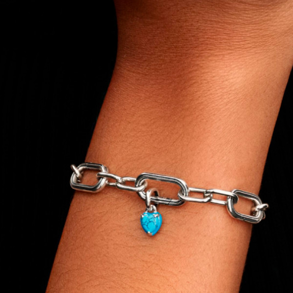 charm-mini-heart-pendant-793827c01