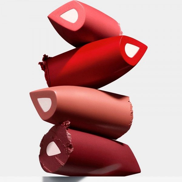 dramatically-different-kleurbehandelende-lippenstift