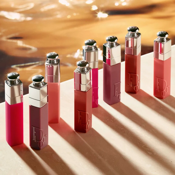 lip-stain-hidratante-e-sem-transferencia-94-de-ingredientes-de-origem-natural-longa-duracao