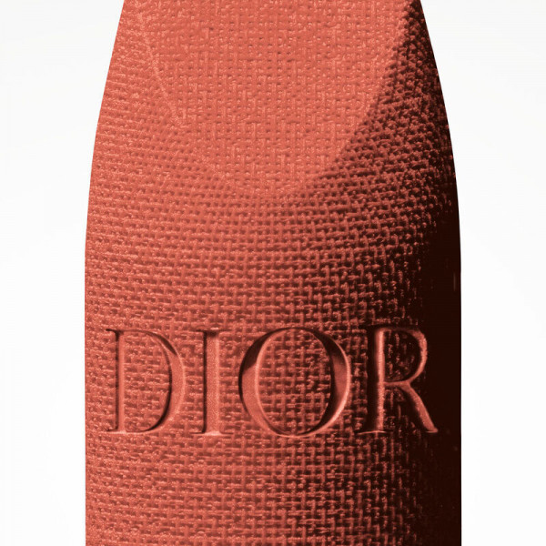 color-couture-lipstick-velvety-finish-hydrating-floral-treatment-long-lasting