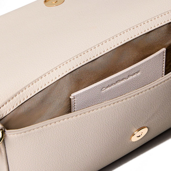 bolso-de-hombro-convertible