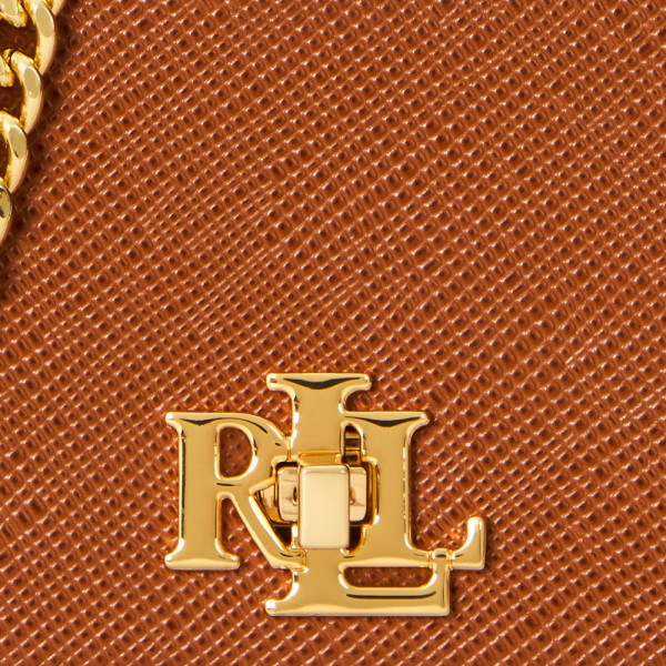 sac-bandouliere-en-cuir-texture