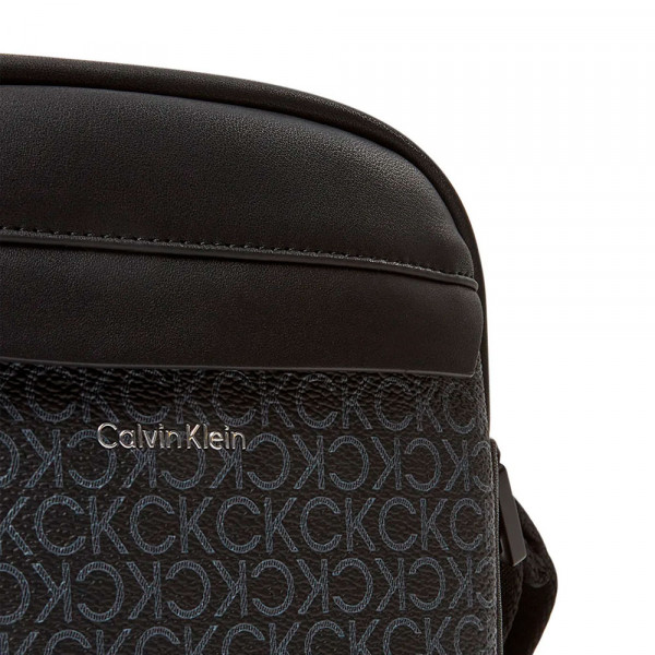 must-mono-reporter-shoulder-bag