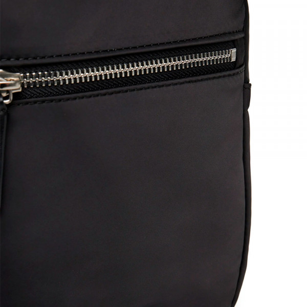 bolsa-de-ombro-reporter-de-nylon-elegante