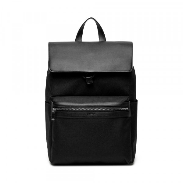 rucksack-mit-kontrastklappe