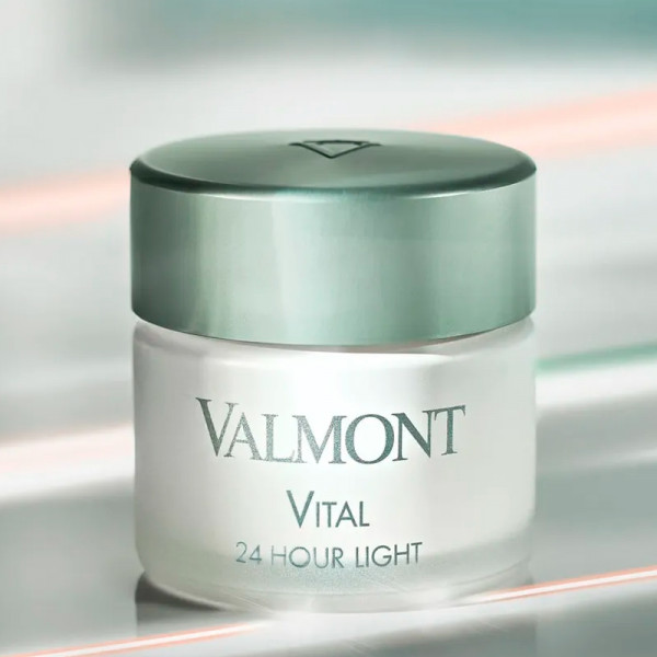 vital-24-hour-light-creme-visage-legere-revitalisante