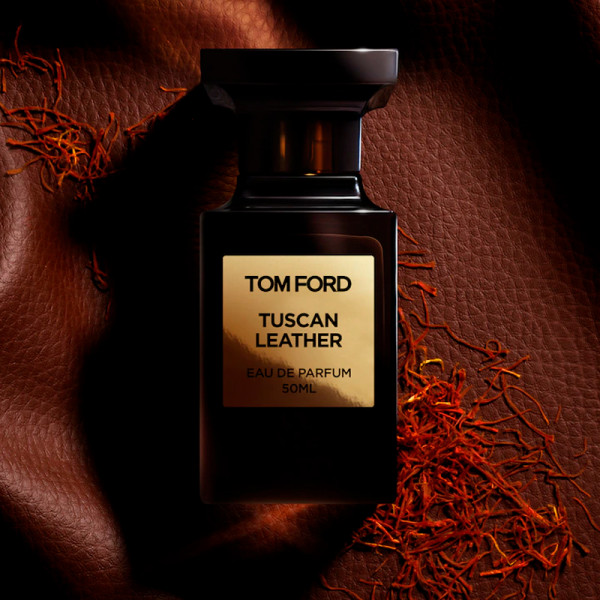 tuscan-leather-all-over-body-spray-spray-corporal