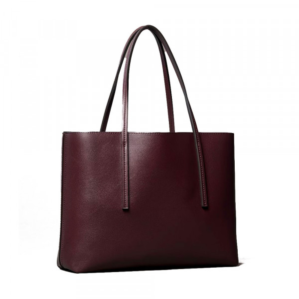 petit-sac-fourre-tout-avec-logo-en-aluminium
