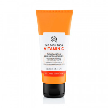 glow-boosting-microdermabrasion-exfolierende-gezichtsbehandeling