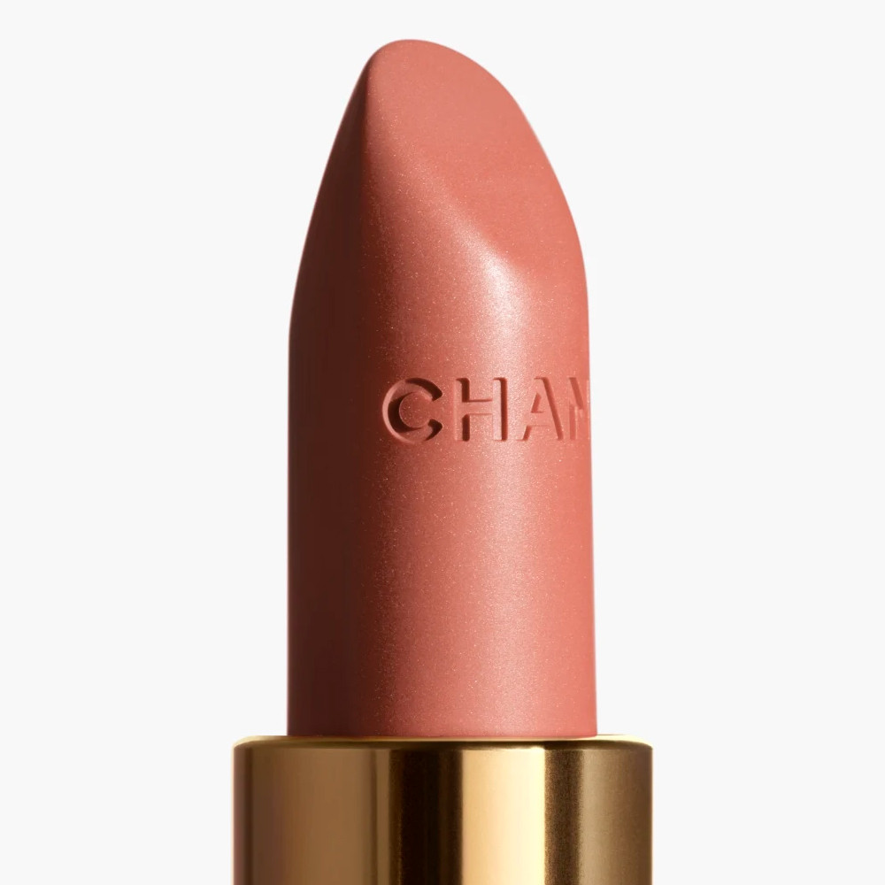 la-barra-de-labios-aterciopelada-luminosa