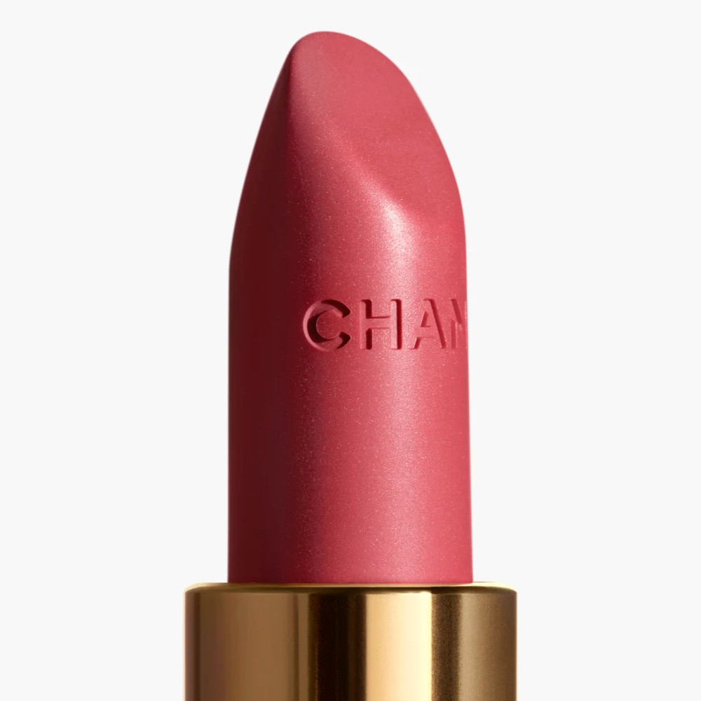 the-luminous-velvety-lipstick