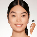 futurist-skincealer-hudtonskorrigerare-soft-illuminator